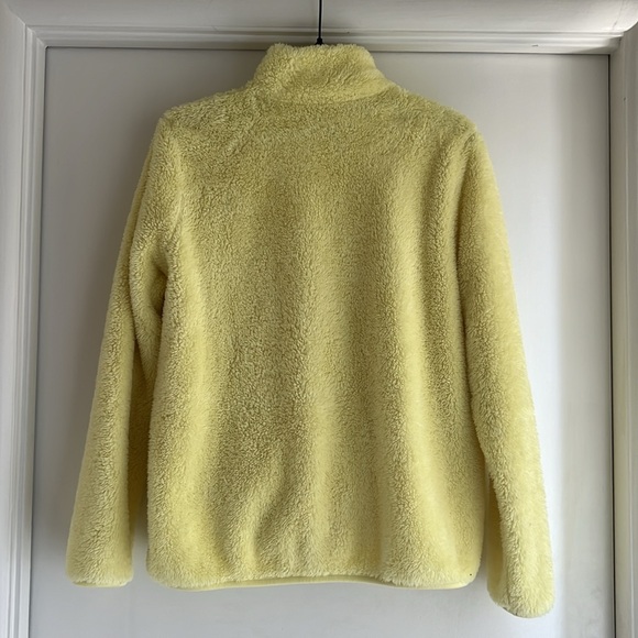 Uniqlo Fuzzy Banana Yellow Short Teddy Jacket Size: Large (L) - Picture 2 of 15